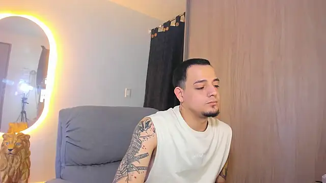 Snapshot of alejandro_calderon1 chatting on 11, 2, 2025 alejandro calderon1 online show from 11, 2, 2025