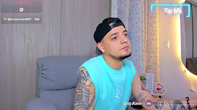 Snapshot of alejandro_calderon1 chatting on 3, 10, 2025 alejandro calderon1 online show from 3, 10, 2025