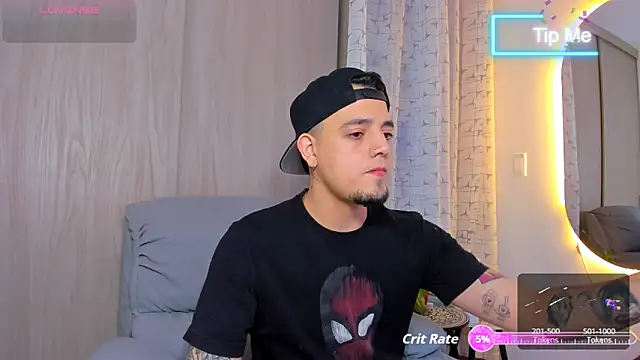 Snapshot of alejandro_calderon1 chatting on 4, 10, 2025 alejandro calderon1 online show from 4, 10, 2025