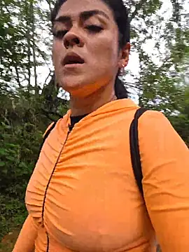 Hannah-grace online show from 7, 11, 2025