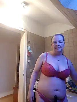 Snapshot of saharaheiss chatting on 19, 2, 2025 saharaheiss online show from 19, 2, 2025