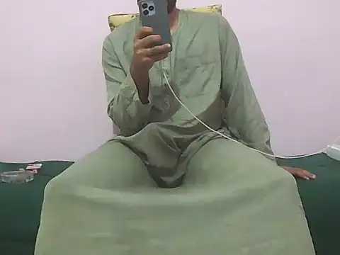 Snapshot of foxsanSs chatting on 3, 11, 2025 foxsanSs online show from 3, 11, 2025