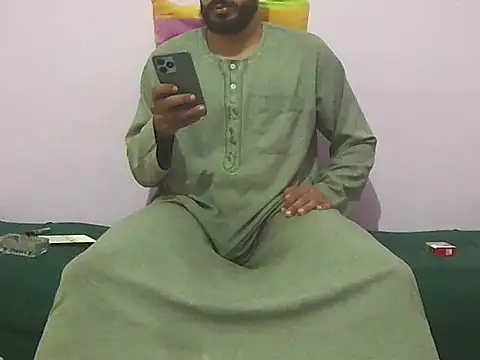 Snapshot of foxsanSs chatting on 7, 11, 2025 foxsanSs online show from 7, 11, 2025