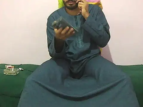 Snapshot of foxsanSs chatting on 23, 11, 2025 foxsanSs online show from 23, 11, 2025