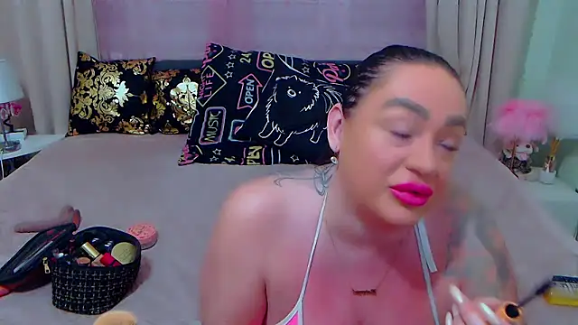 Snapshot of BustyVicky chatting on 28, 2, 2025 BustyVicky online show from 28, 2, 2025