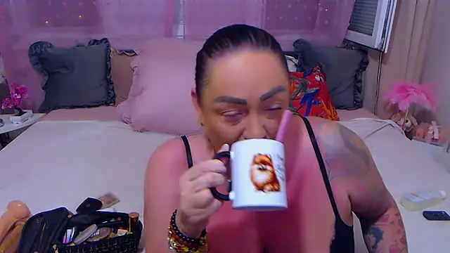 Snapshot of BustyVicky chatting on 12, 9, 2025 BustyVicky online show from 12, 9, 2025