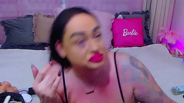 Snapshot of BustyVicky chatting on 10, 10, 2025 BustyVicky online show from 10, 10, 2025