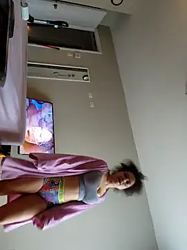 Snapshot of RuggyRackz chatting on 10, 11, 2025 RuggyRackz online show from 10, 11, 2025