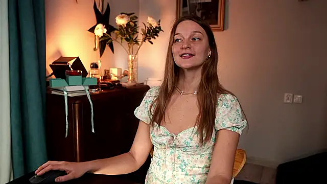 Snapshot of Special___ chatting on 4, 12, 2024 Special    online show from 4, 12, 2024