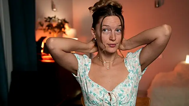 Snapshot of Special___ chatting on 12, 3, 2025 Special    online show from 12, 3, 2025