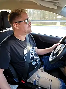 Snapshot of Trucker_Hunter chatting on 8, 3, 2025 Trucker Hunter online show from 8, 3, 2025