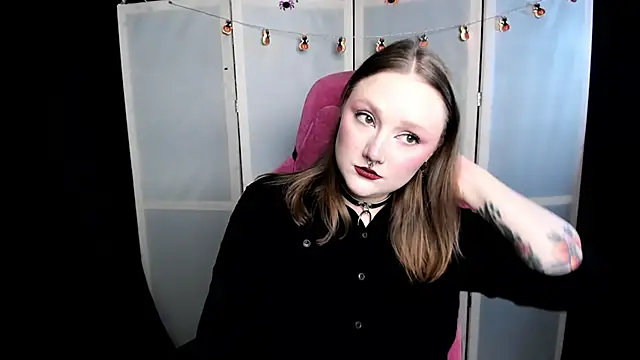 Snapshot of YourDyingBride chatting on 4, 11, 2025 YourDyingBride online show from 4, 11, 2025