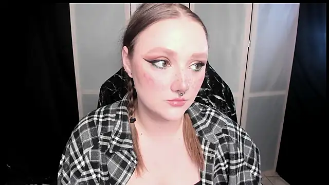 Snapshot of YourDyingBride chatting on 4, 2, 2026 YourDyingBride online show from 4, 2, 2026