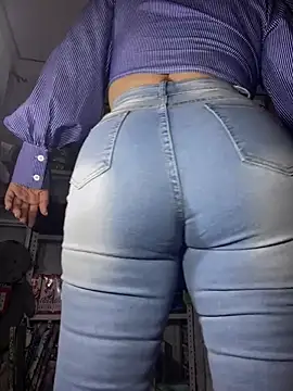 sammyqueenx21 online show from 11, 3, 2025