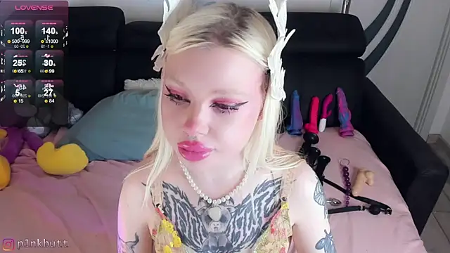 HelenGoat online show from 20, 12, 2024