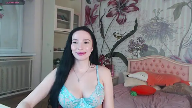 Snapshot of AliciaBow chatting on 13, 3, 2025 AliciaBow online show from 13, 3, 2025