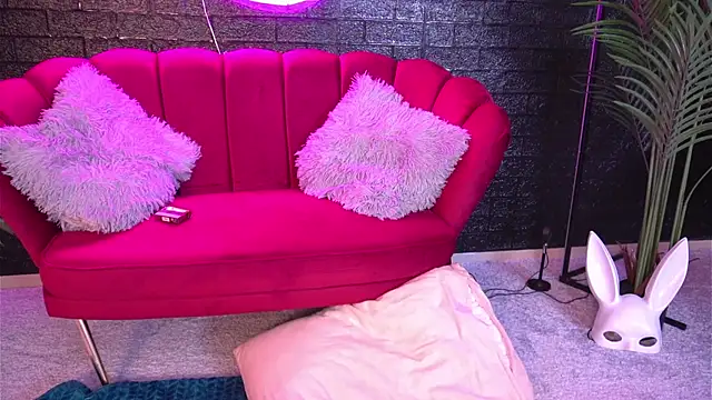 Snapshot of ScarlettQuate chatting on 6, 12, 2024 ScarlettQuate online show from 6, 12, 2024