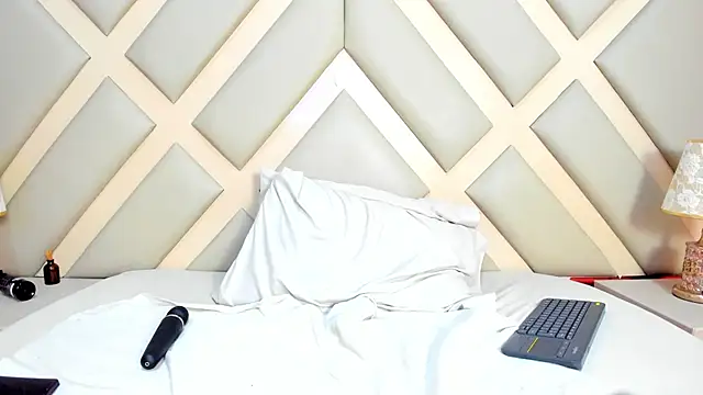 Snapshot of SSCARLETH_ chatting on 6, 12, 2024 SSCARLETH  online show from 6, 12, 2024