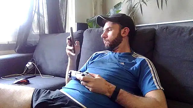 Snapshot of MckyD1cky chatting on 31, 1, 2025 MckyD1cky online show from 31, 1, 2025