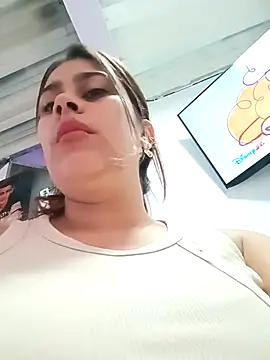 Latina sexy1 online show from 8, 10, 2025