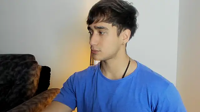 Snapshot of AlexRivera6 chatting on 14, 11, 2025 AlexRivera6 online show from 14, 11, 2025