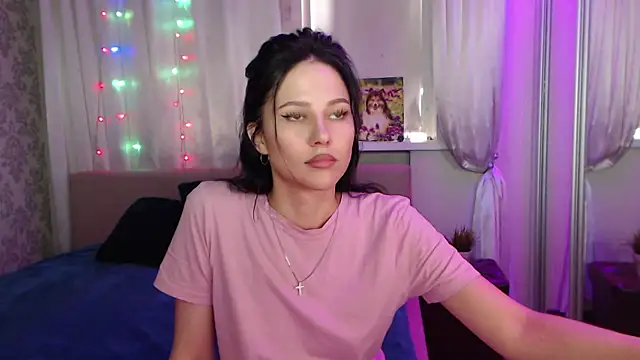 Snapshot of Zlata888 chatting on 24, 9, 2025 Zlata888 online show from 24, 9, 2025