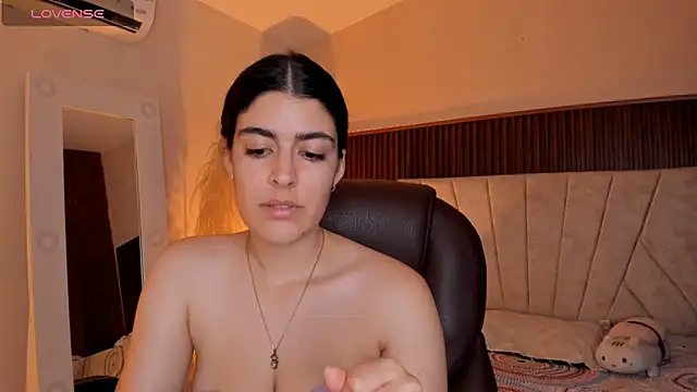  Niah  online show from 18, 2, 2026