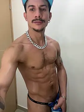 Snapshot of lazzon_bastion chatting on 6, 6, 2026 lazzon bastion online show from 6, 6, 2026