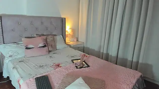destinysweet21 online show from 6, 7, 2026