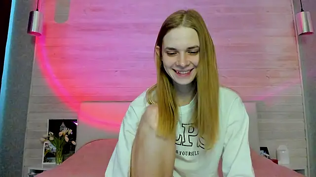 molly hunt  online show from 13, 3, 2026