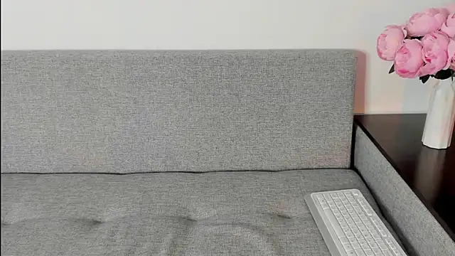 Snapshot of miss_emily_ chatting on 18, 10, 2025 miss emily online show from 18, 10, 2025