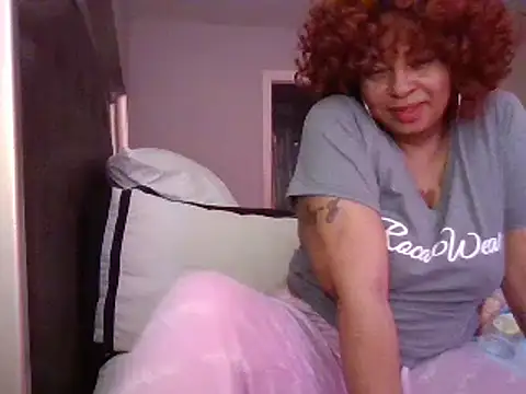 MSweetLindaParks online show from 13, 1, 2025