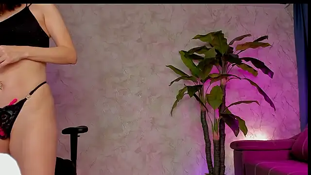 Snapshot of Emma7 chatting on 21, 2, 2025 Emma7 online show from 21, 2, 2025