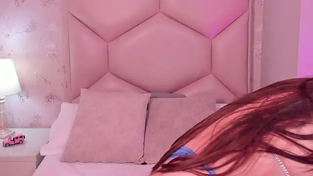 ambar sullivan online show from 20, 3, 2025