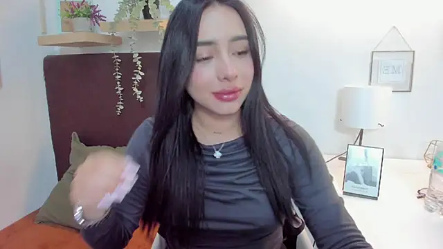 isabella jade online show from 24, 2, 2025