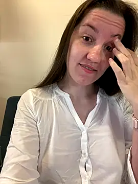 Nicole-Ray online show from 9, 11, 2025