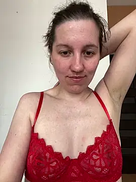 Snapshot of Nicole-Ray chatting on 17, 5, 2026 Nicole-Ray online show from 17, 5, 2026