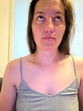 Nicole-Ray online show from 28, 6, 2026