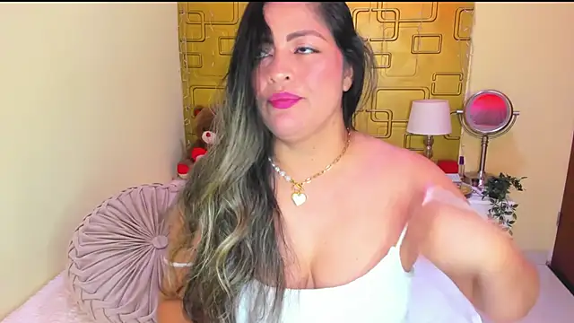 Julia Haye online show from 3, 3, 2026