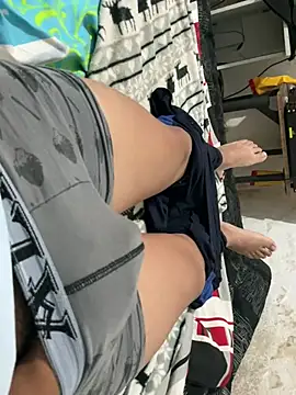 Snapshot of elvis0966 chatting on 16, 12, 2024 elvis0966 online show from 16, 12, 2024