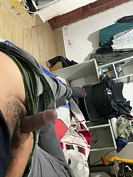 Snapshot of elvis0966 chatting on 4, 1, 2025 elvis0966 online show from 4, 1, 2025