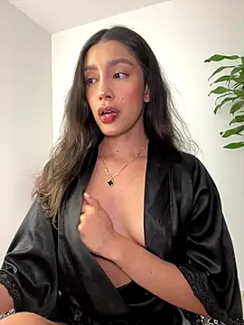 Snapshot of SelenaStone chatting on 17, 9, 2025 SelenaStone online show from 17, 9, 2025