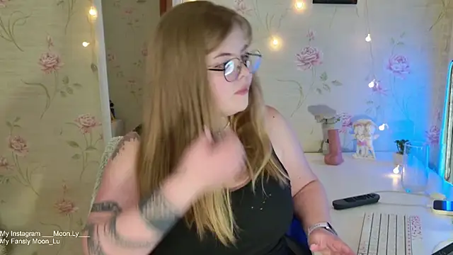 sinnamon  online show from 28, 10, 2025