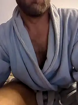 Snapshot of geilehure26 chatting on 3, 10, 2025 geilehure26 online show from 3, 10, 2025