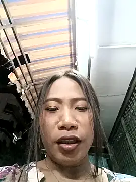 Snapshot of KinkyKit_May chatting on 7, 2, 2025 KinkyKit May online show from 7, 2, 2025