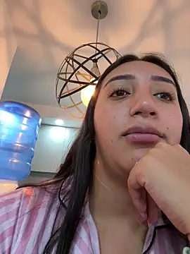 Snapshot of Hannahoff chatting on 9, 2, 2025 Hannahoff online show from 9, 2, 2025