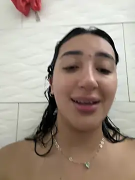 Snapshot of Hannahoff chatting on 19, 3, 2025 Hannahoff online show from 19, 3, 2025