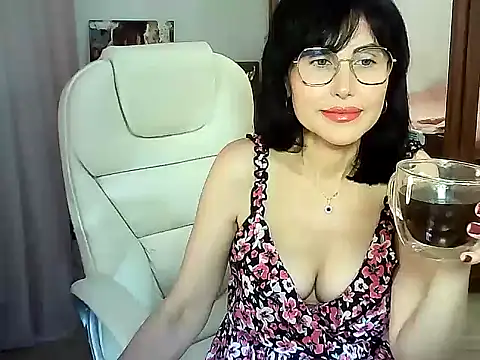 Snapshot of Alyona_Alex chatting on 26, 10, 2025 Alyona Alex online show from 26, 10, 2025