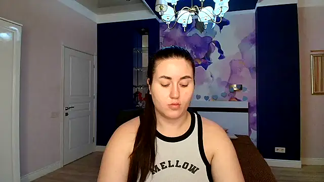 Roxie Bradley online show from 14, 2, 2025