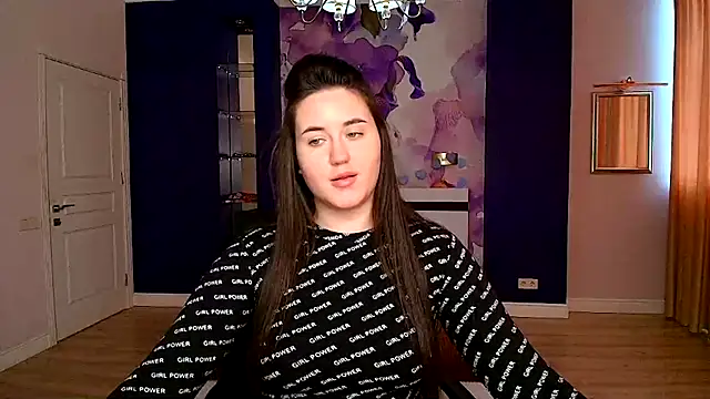 Roxie Bradley online show from 15, 3, 2025